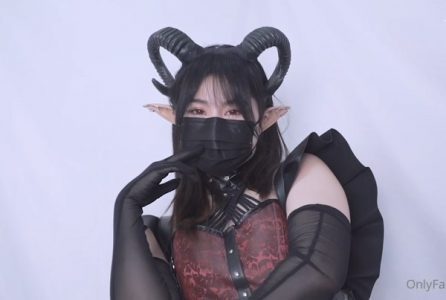 Bắt Cóc Succubus